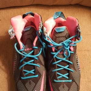 Nike LeBron James Basketball Sneakers